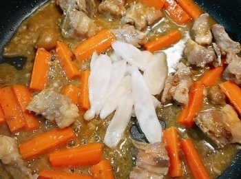 step5: 試味，如不夠味道，可再加入糖和鹽作調味，最後加入酸子薑拌勻便可上碟。