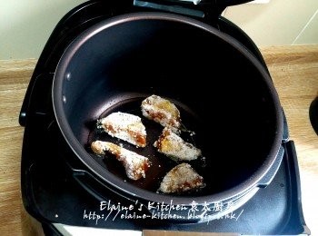 step6: 放入魚腩 , 按菜單選擇<煎炸>功能 , 時間調至5分鐘