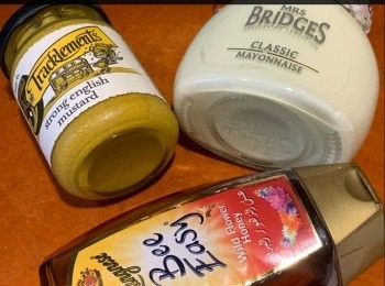 step2: 醬汁：
英式芥末 1湯匙
蛋黃醬 1湯匙
蜜糖 1湯匙
(將以上材料拌勻)