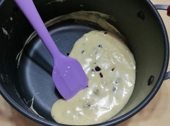 step5: 加入蔓越莓乾攪拌。