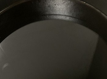 step2: 日本豉油 1/2杯，味醂 1/2杯，水 1/4杯