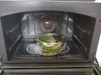 step3: 用保鮮紙蓋好