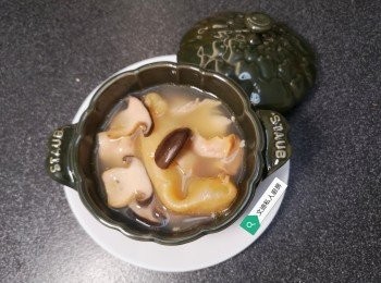 step6: 喜歡的話可放入燉盅仔，再原盅蒸15分鐘。