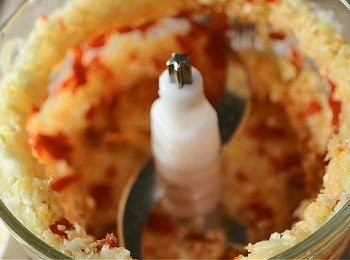 step2: 加入辣椒, 打碎