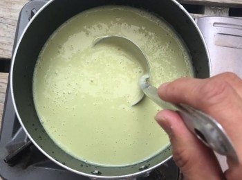 step8: 將⑦小火加熱