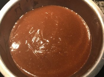 step18: 我有用濾網再濾過一次讓醬汁更細致。