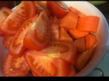 step1: 蕃茄紅蘿蔔切角