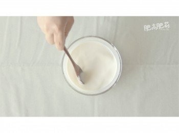 step4: 將所有材料攪拌至完全順滑