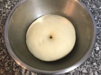 step6: 發酵好的麵糰，用手指插入不會回彈；