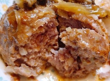 step12: 切開肉質依然juicy鬆軟，不會乾巴巴。