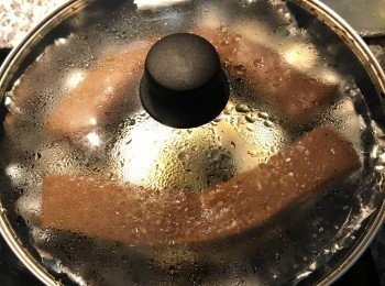 step12: 中、小火燻20分鐘；關火燜10分鐘，即可。