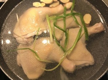 step5: 燙完後再下鍋，大火煮滾；