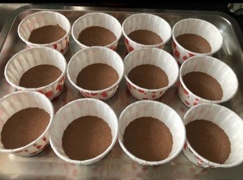 step15: 先倒入¼杯粉漿