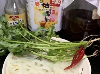 step1: <span class="group_1">食材</span>預備。