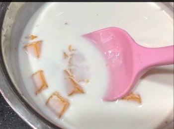 step16: 西米琼乾水
放入玻璃盒底部