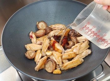 step10: 水及小許老抽調色