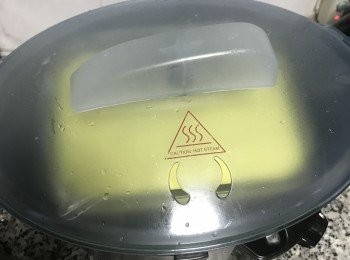 step9: 滾水入鍋蒸35分鐘，到中間沒有白點。