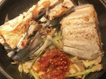 step5: 下剁椒炒香；