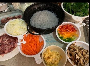 step2: 將所有材料切條預用