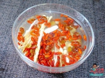 step3: 其他藥材浸洗一陣~