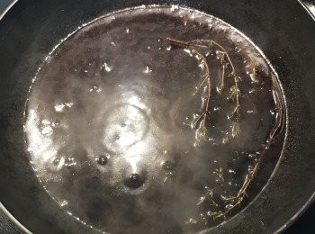 step18: 熬煮到略微有點稠度即可小火保溫；