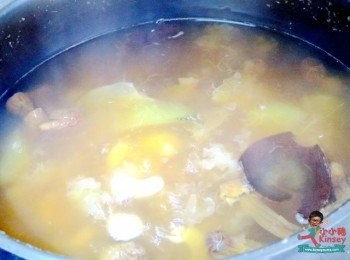 step10: 之後轉慢火加蓋煲多1.5小時~