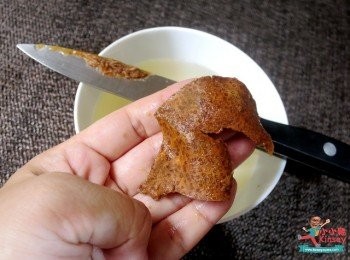 step4: 陳皮浸至軟身，然後刮囊~