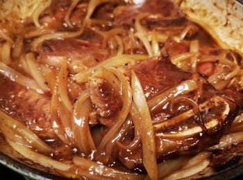 step3: 轉細火埋<span class="group_2">茨汁</span>，收汁炒勻即完成。