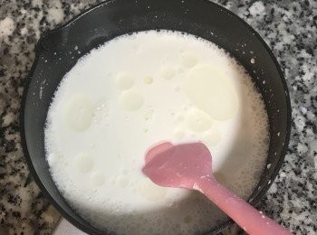 step3: 加入油拌勻；