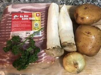 step1: 馬玲薯洗淨、杏鮑菇擦乾淨，巴西里葉和百里香葉洗淨；