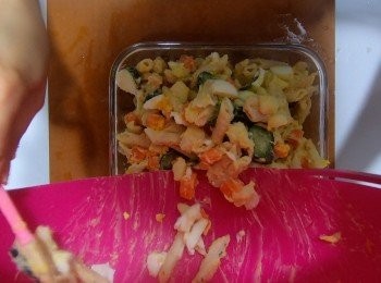 step6: 放涼後去殼、切丁拌入沙律
放入雪櫃盡量兩天內吃完