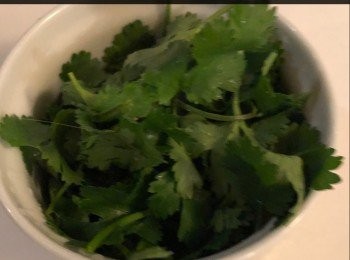 step5: 最後加配料辣椒油和芫西即成。



想知道我更多食譜，可去我Facebook， 專頁。

https://m.facebook.com/carlineki/