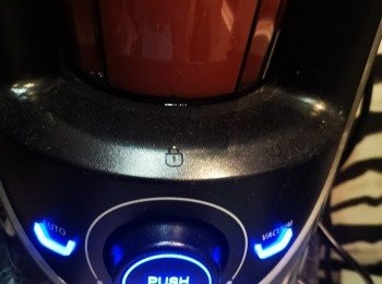 step1: 三個蕃茄用攬拌機打蓉，三個切細粒，豆腐切粒。