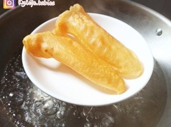 step2: 前一天大火水滾蒸花膠20分鐘