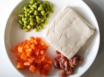 step1: 先準備好材料