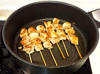 step6: 開蓋後反另一面再關蓋煎2分鐘