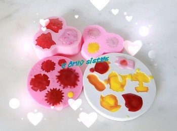 step6: 倒入模內..中火蒸三分鐘..(視乎模具大少而定)..