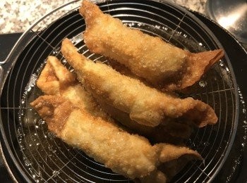 step10: 即可先起鍋瀝油，並開大火將油溫拉高到180度；