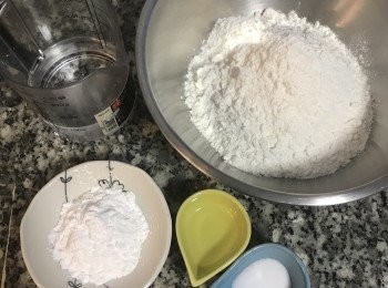 step1: 將材料都先秤好；