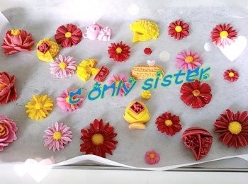 step7: 蒸熟後放涼..放入冰格雪硬..雪硬後便可脫模...放回雪格備用...