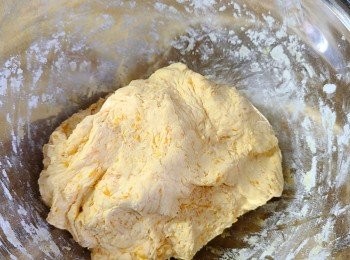 step6: 搓成不黏手的糰，放置約15分鐘。