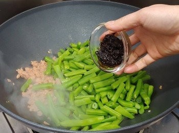 step9: 下四季豆及欖菜