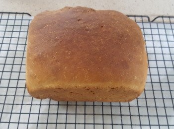 step3: ~出爐後放上架,待凉切片享用。