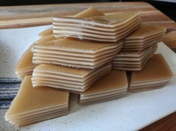 step4: 🤘蒸好后开盖，不会回缩❤️冷却后再切来吃，会比较Q弹些哦。想知道我更多的食譜，可以訂閱https://www.youtube.com/channel/UCvZ-H0SQ5sQk-qOeLEXJUNw