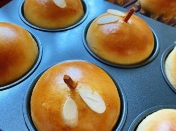 step10: 放入已預熱焗爐，以180c 焗16-18分鐘，即成。