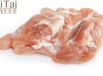 step2: <span class="group_2">醃醬</span>拌勻，均勻的抹在去骨雞腿肉上，醃漬至少2個小時，備用。