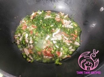 step10: 加入清水及<span class="group_2">調味</span>料。