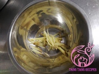 step5: 薑片切絲。