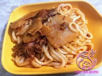 step5: 加入雞粉及鹽拌勻即可上碟。