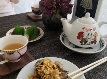 step9: 享用時可灑上抄米脆米,增加口感食法去取代調味醬料